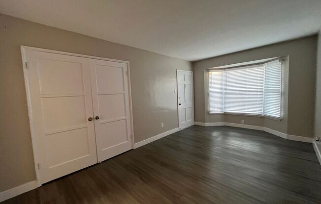 3500 3504 E 1 ST