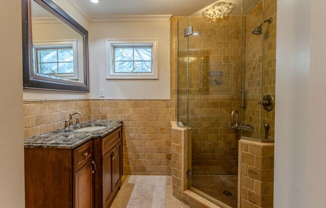 Spacious 2 - Bedroom, 2 Bathroom (Cottage - Rental)