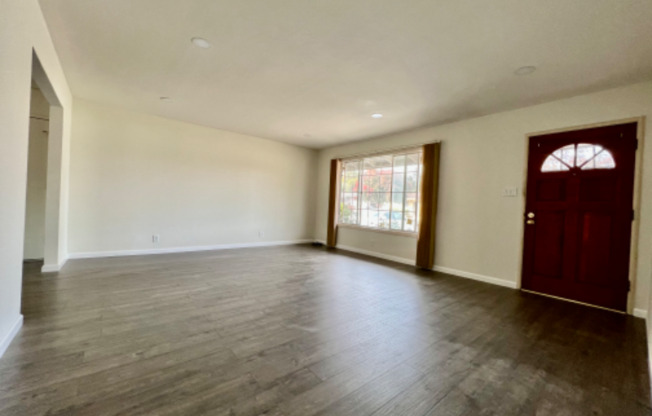 1732 FALLBROOK AVE
