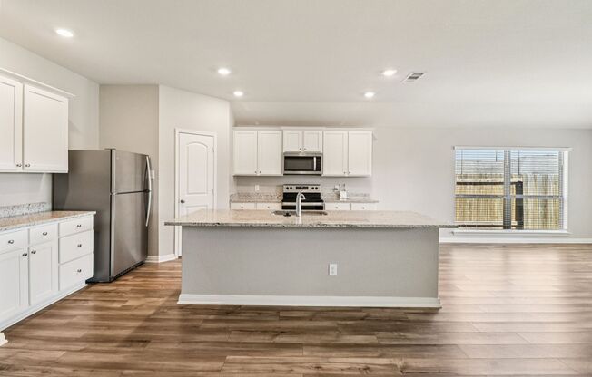 4 beds, 2 baths, 1,924 sqft, $2,245, Unit 3900 Calvary Ct