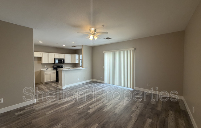 15818 N 25 ST