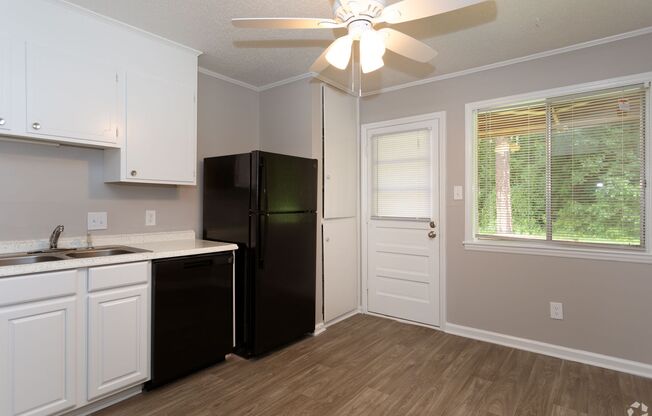 1 bed, 1 bath, 740 sqft, $1,125, Unit 1118I
