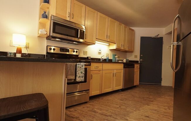 1 bed, 1 bath, $1,660