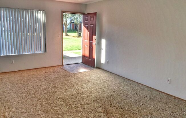 1 bed, 1 bath, $1,275, Unit 038