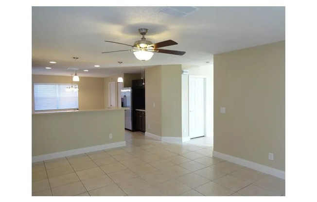 2314 SW 135 AVE