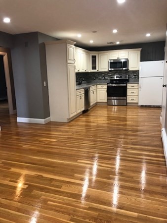 14 Riverside St.