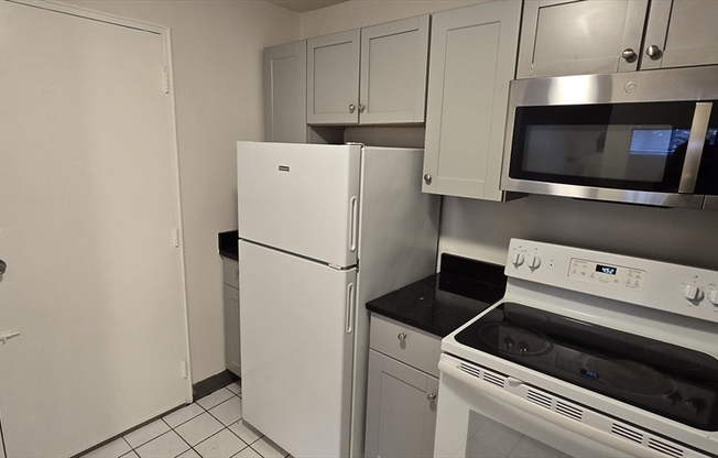 32 ANNESE RD