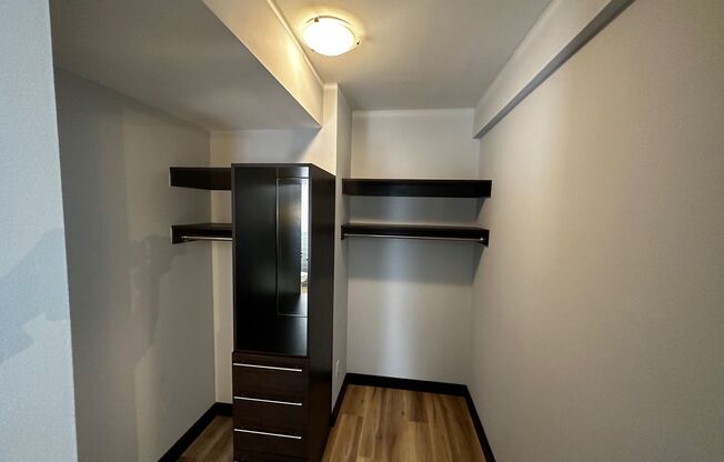 Studio, 1 bath, 336 sqft, $965, Unit 316-404