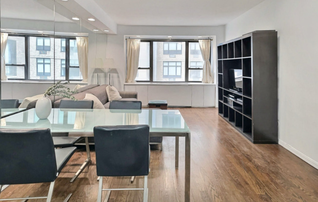 1 bed, 1 bath, $3,895, Unit 5J