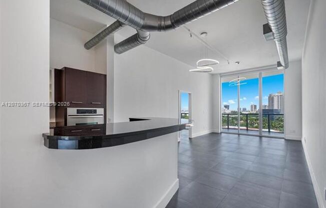 3029 NE 188th St cu-818, Aventura, FL 33180