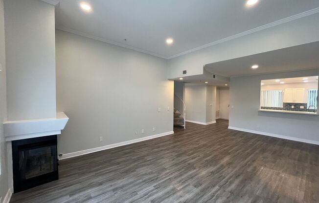 3 beds, 2 baths, 1,250 sqft, $3,898, Unit 302