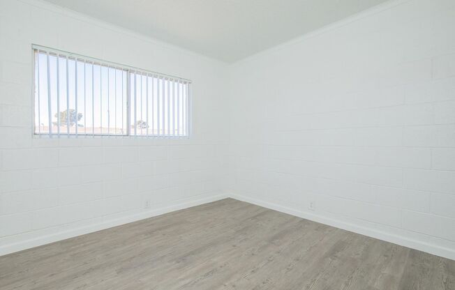 2 beds, 1 bath, 800 sqft, $1,250, Unit 3575-201