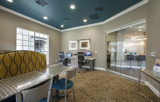 Stonewood Apartments Business Center | Hosuton,TX Apartments | 1-2 Apartments in Houston