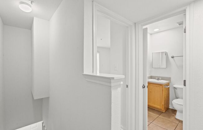 1 bed, 1 bath, 595 sqft, $1,050, Unit #285