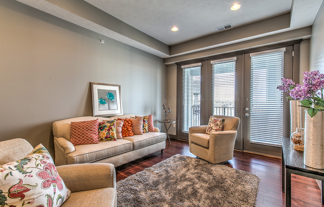 1 bed, 1 bath, 677 sqft, $1,425, Unit B - 1004 Unit 108 - A780 Lake View