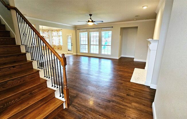 This stunning and charming home is located in the Woodbridge community and is ready for move-in.