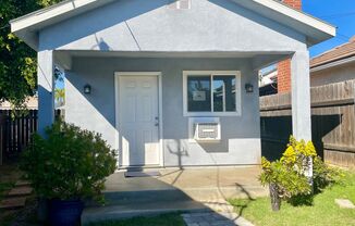 Badillo - 1609 - GOLD