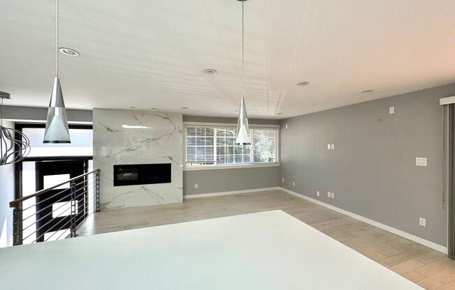 Modern Split-Level Home in Lake Hills for Rent