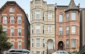 1404 406 W SUPERIOR