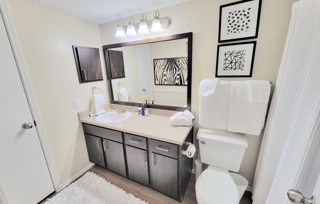 1 bed, 1 bath, 840 sqft, $1,330