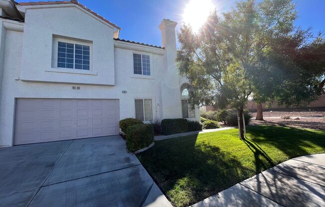 3 Bed Townhome For Rent in Henderson!
