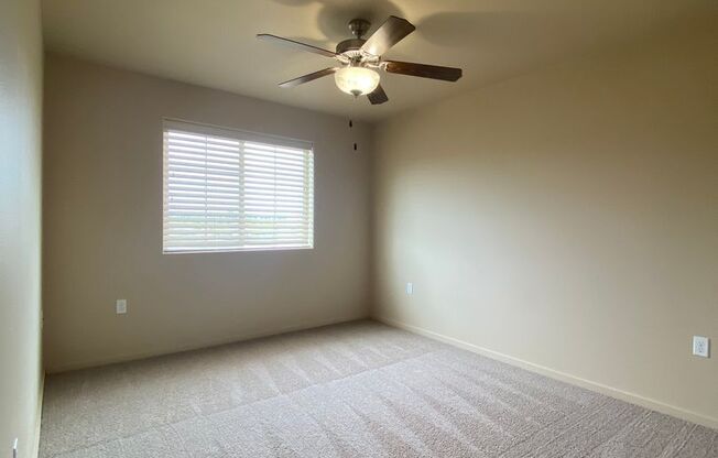 2 beds, 1 bath, 901 sqft, $1,395, Unit Unit # 318