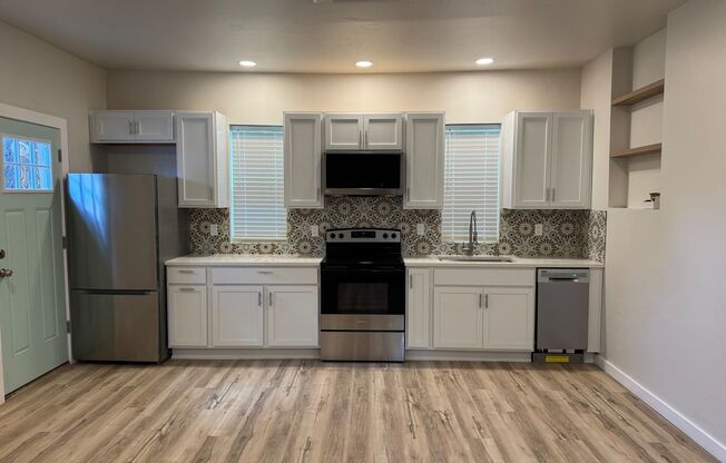 1 bed 1 bath Just renovated! Stunning High-End Finishes! Available Now!