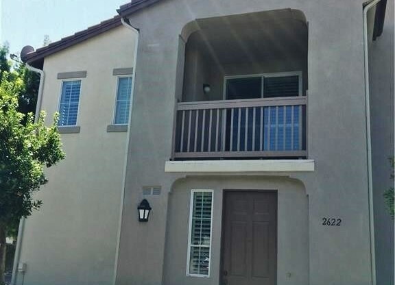 2622 W MADISON CIR