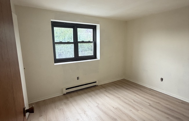 25 Beacon St