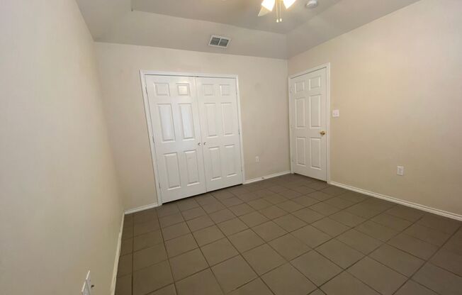 2 beds, 2 baths, $1,395