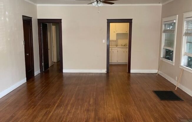 2 beds, 1 bath, $2,695