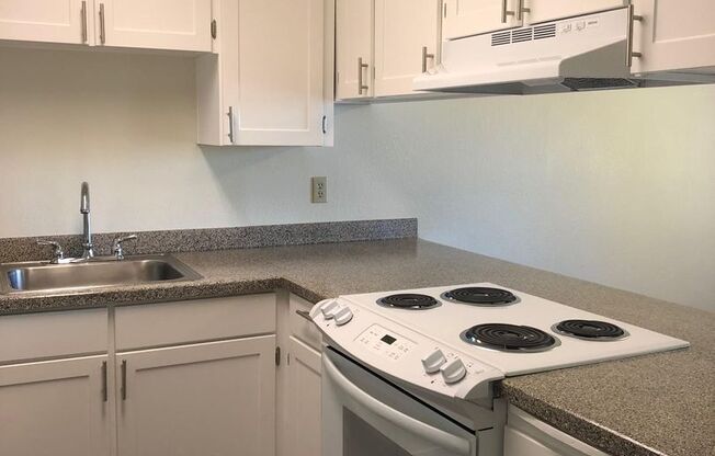 2 beds, 2 baths, 986 sqft, $1,775, Unit 5702