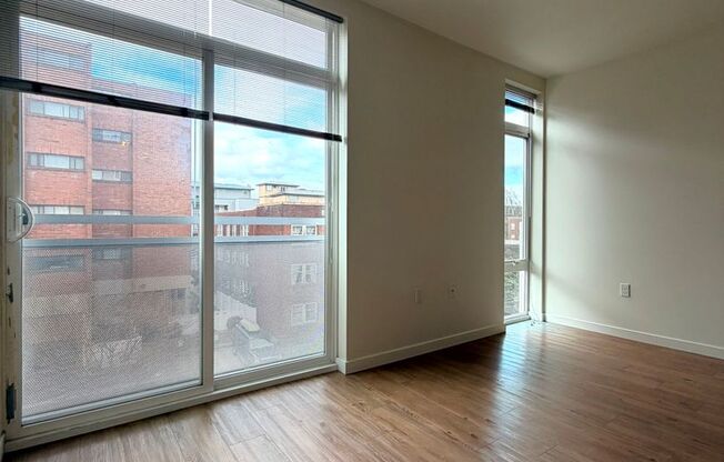 1 bed, 1 bath, 470 sqft, $1,495, Unit 402