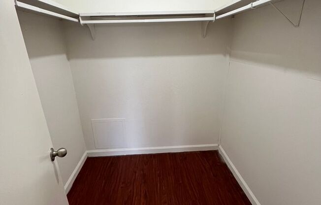 1 bed, 1 bath, 735 sqft, $2,700, Unit 217B