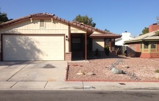 CHARMING 1 STORY, 3 BEDROOM HOME! A MUST SEE!