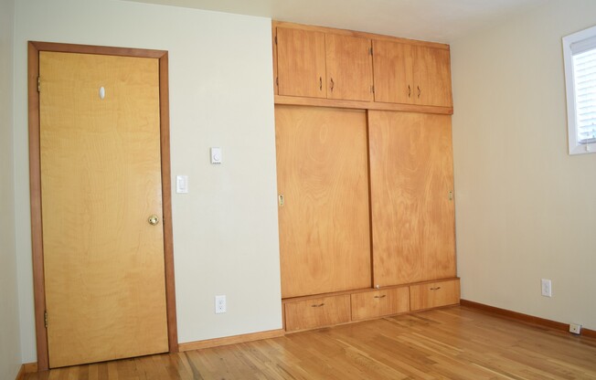 2 beds, 1 bath, 762 sqft, $1,695, Unit 2970