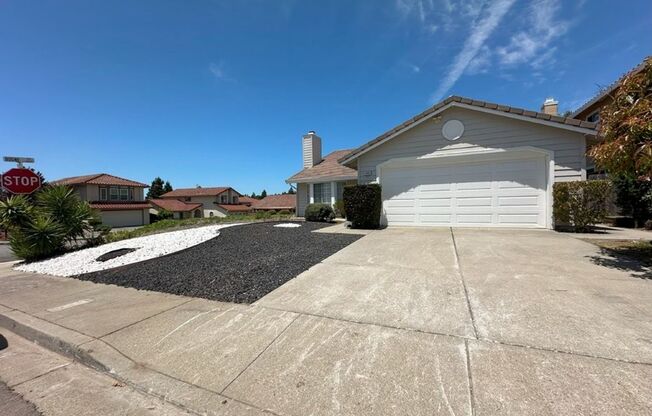 Nor Cal Realty, Inc. - 3 Bedroom 2  Bath with 2 car garage in Palomares Hills