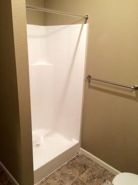 3 beds, 2 baths, 1,204 sqft, $1,895, Unit 337