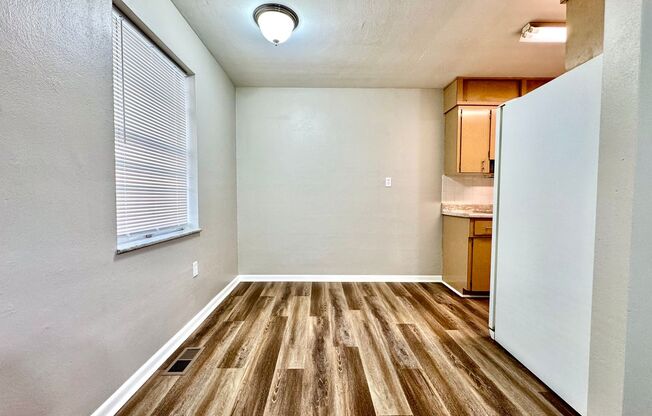 1 bed, 1 bath, 900 sqft, $795, Unit 1274 Highland, Unit A