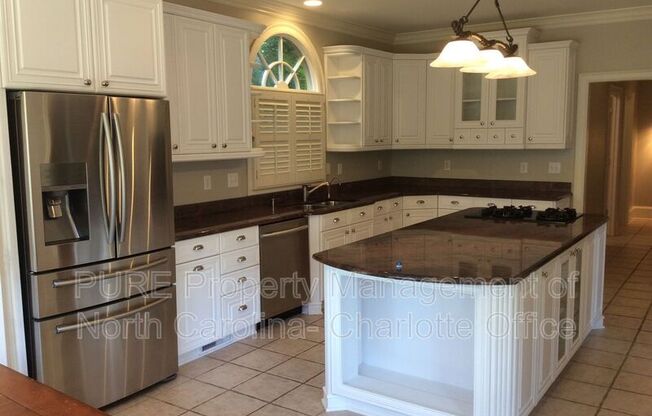 236 TOWILL PL