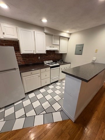 197 BEACON ST