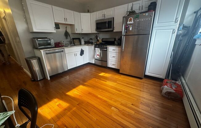 818 Parker St