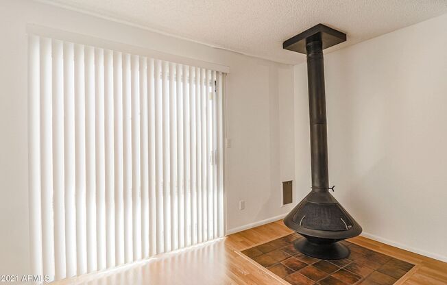 2 beds, 2 baths, $1,395