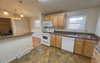 2 beds, 1.5 baths, 1,000 sqft, $1,450, Unit 2432 C