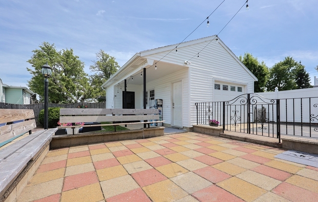 115 CHARGER ST