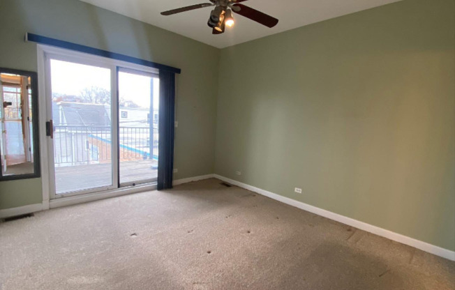 7153 W IRVING PARK RD