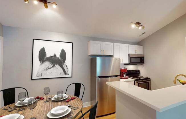 Brixin Franklin Apartments & Townhomes Renovated Kitchen and Dining