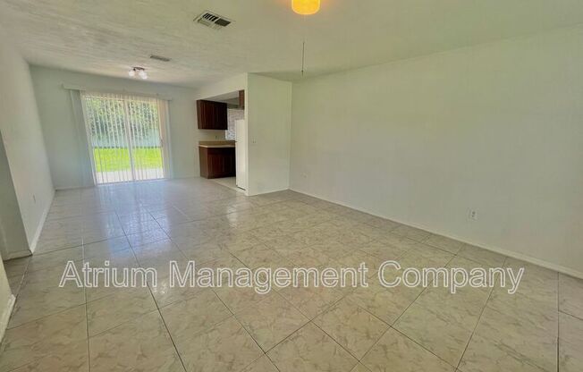 1500 CORONET DR