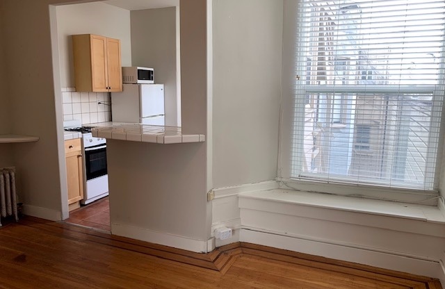 Great location!  Just one block from the Top of Nob Hill!