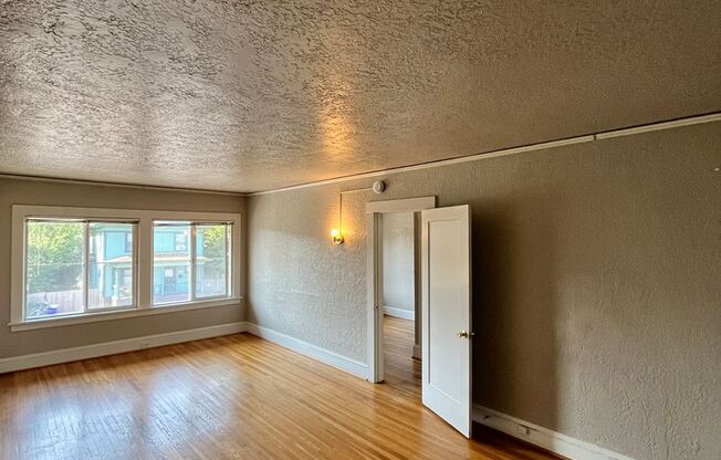 1 bed, 1 bath, $1,595, Unit 59